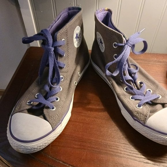 Kids Converse High Tops - Picture 2 of 2